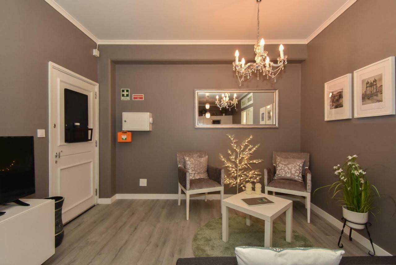 Oporto Batalha Residence Free Parking Buitenkant foto